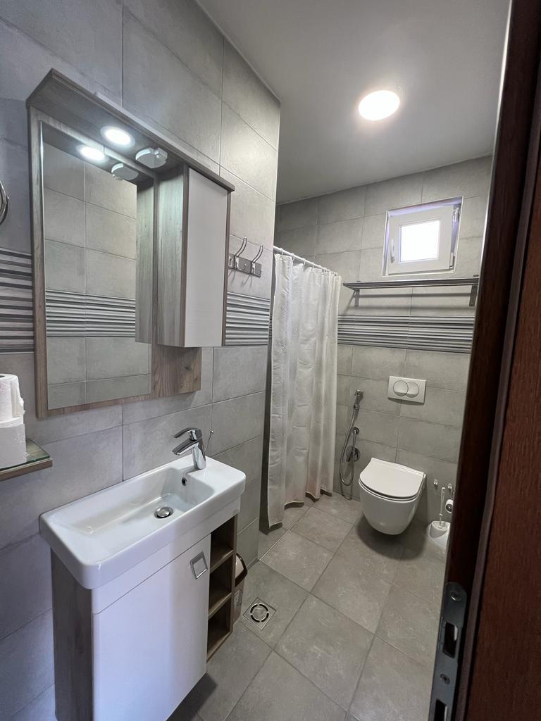 Four bedroom Apartment 6