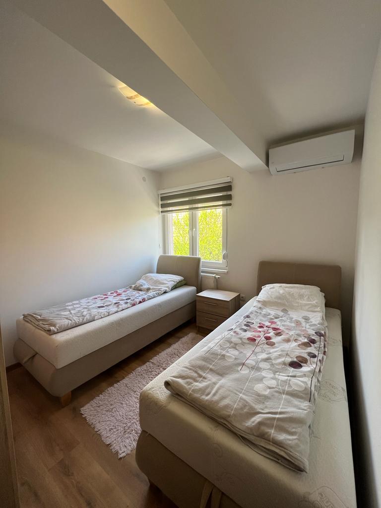 Four bedroom Apartment 2 10