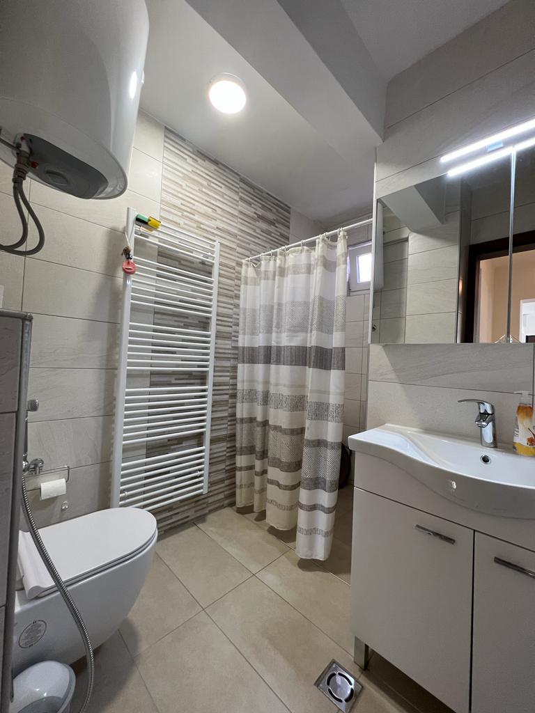 Four bedroom Apartment 2 12