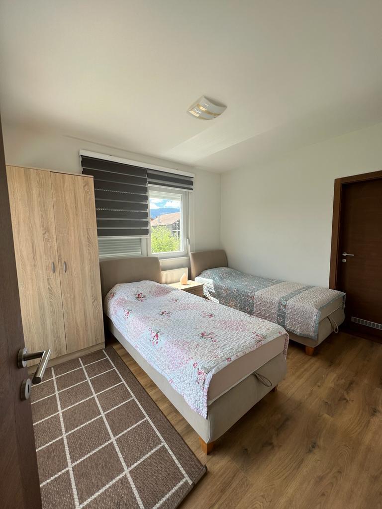 Four bedroom Apartment 2 13