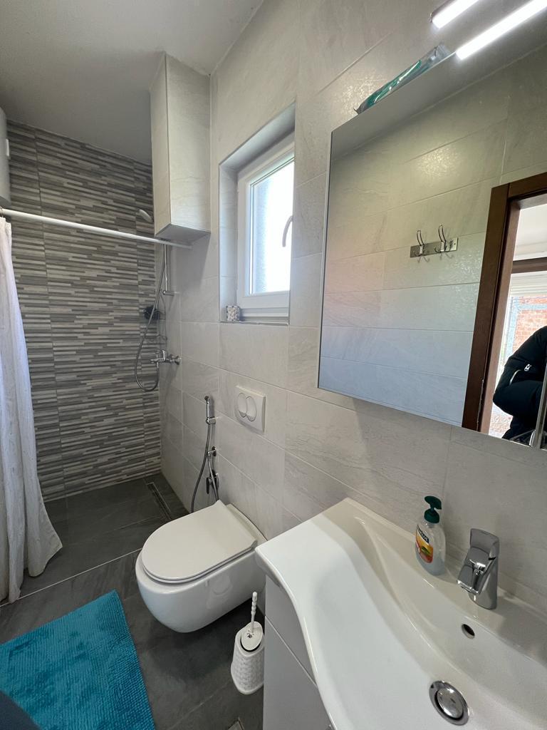 Four bedroom Apartment 2 16