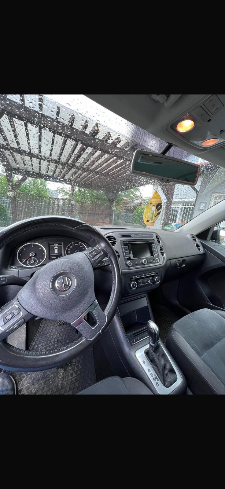 VW Tiguan 4