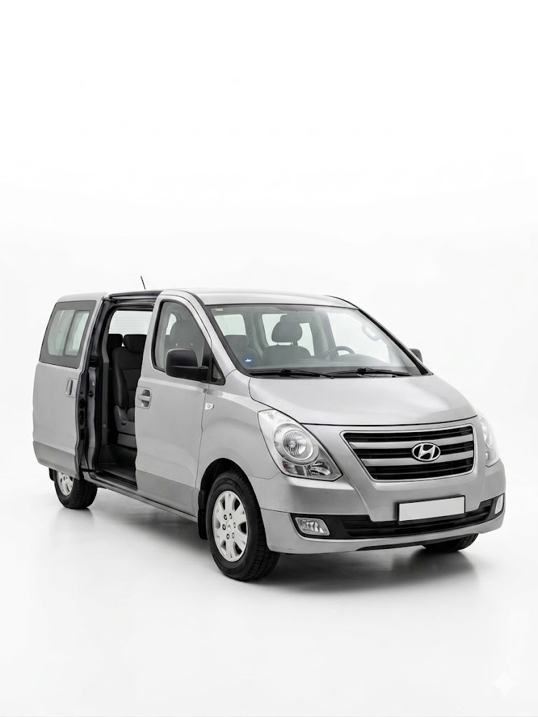 Hyundai Van - 8 Seats 1